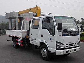 XZJ5070JSQ4型随车起重运输车